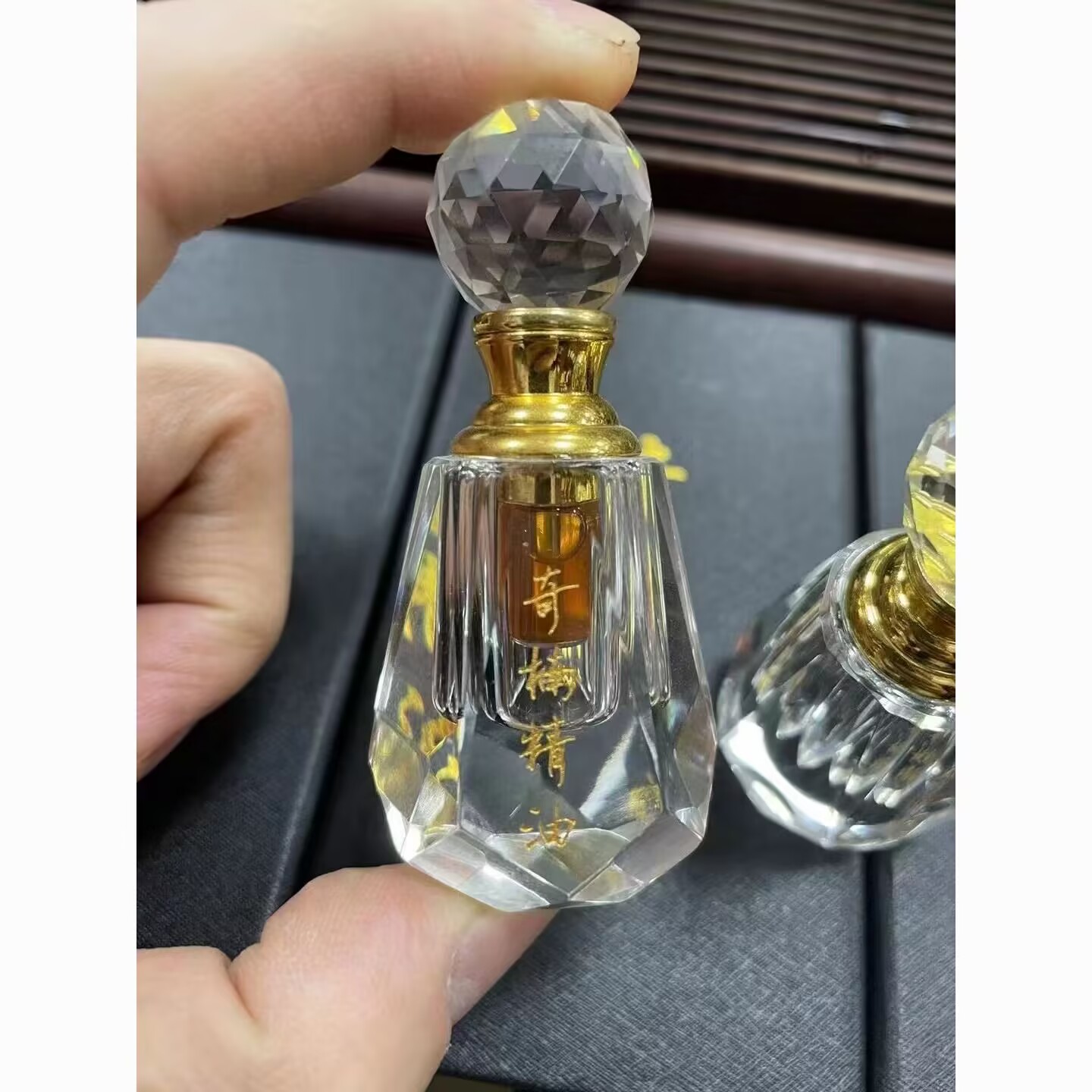 2ml/box Rich Oud Agarwood Scen - Perfume Quality Fragrance Oils recension och pris